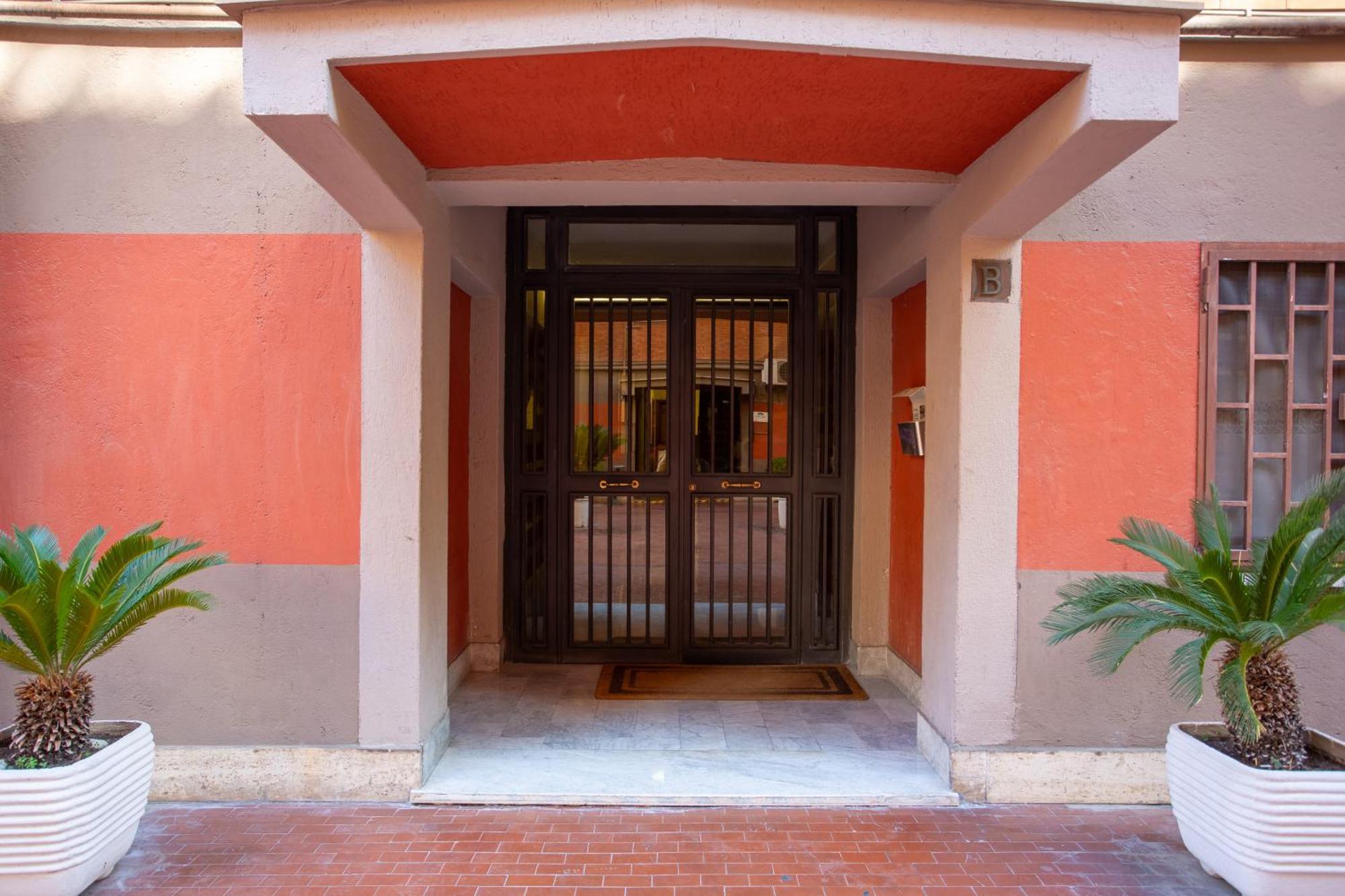 Stanza Comoda E Silenziosa Con Bagno Privato E Area Lavoro E Relax Roma Exterior foto